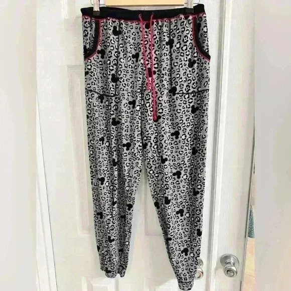 Disney Mickey Mouse Fleece Pajama Set - 2 Pieces - Picture 4 of 7